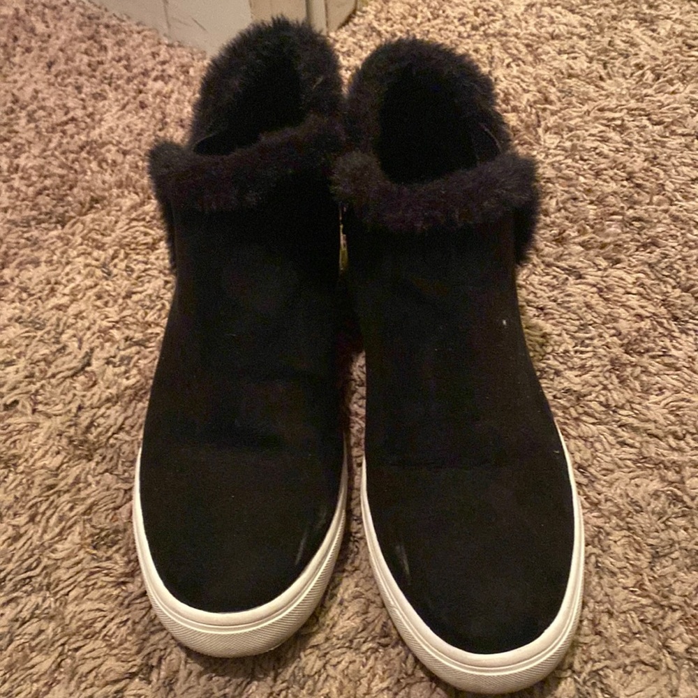 Black ankle booties